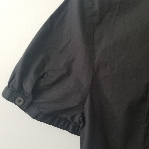 BLACK Button Front Short Sleeve Cotton Lightweight Ruffle Neck Blouse Size Lg - Picture 4 of 7